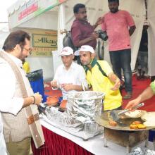 Dated: 25.09.2017, I along with Puducherry Chief Minister Shri V Narayanasamy inaugurated Hunar Haat, being organised by Minority Affairs Ministry at Puducherry.